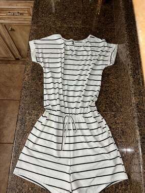 Women's Striped drawstring Waist Romper with Pockets